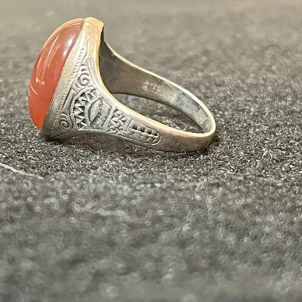 Silver Ring With Dark Amber Oval Stone That Has Sketching Engraved Size 6 1/2